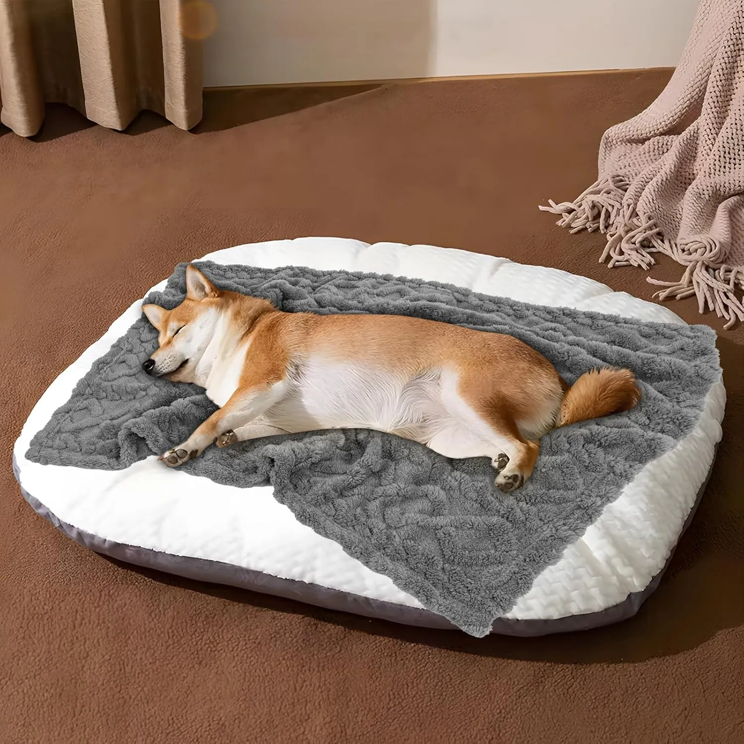MACEVIA Fluffy Fleece Dog Blankets, Warm Soft Fuzzy Pets Blanket for Puppy, Small, Medium, Large Dogs and Cats, Plush Pet Throws for Bed, Couch, Sofa, Travel (24x29 Inch,Charcoal Gray)