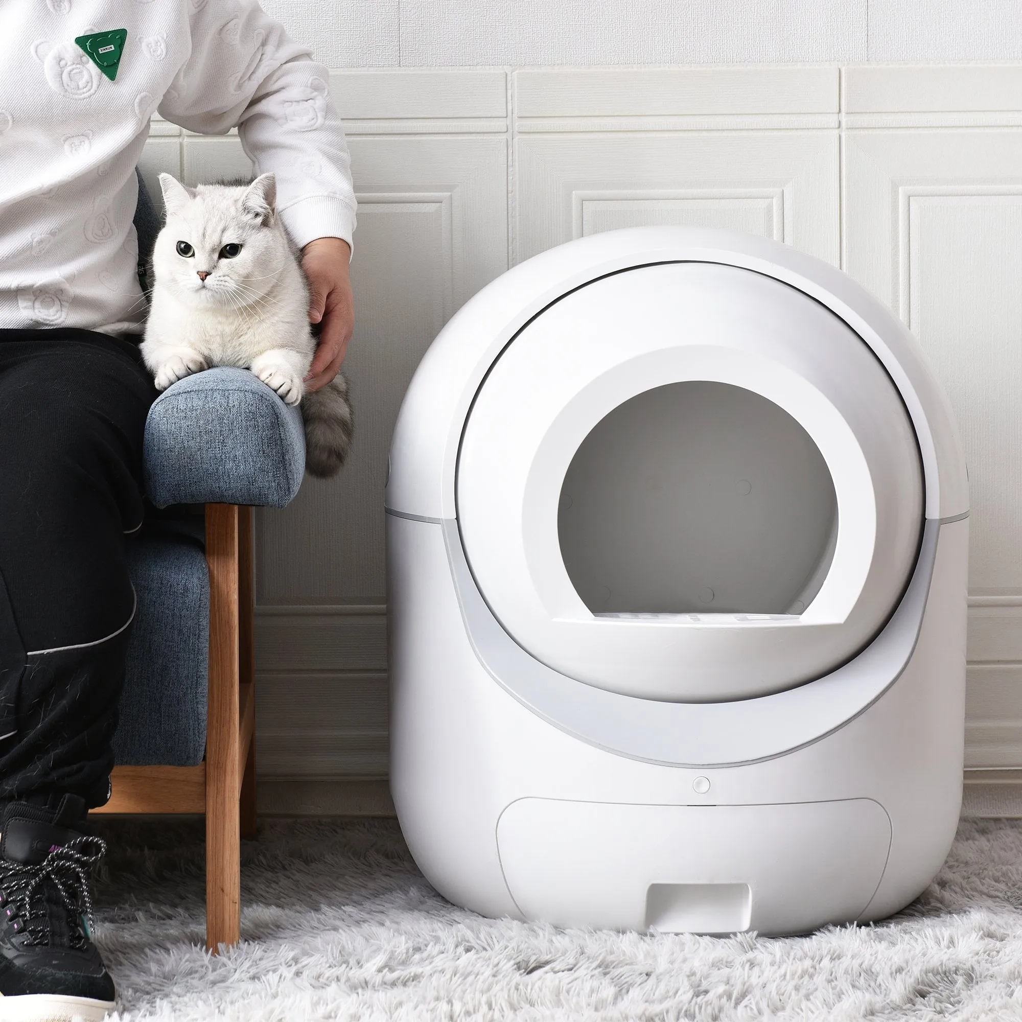 Smart Automatic Litter Box, Self -Cleaning Cat Litter Box for Multiple Cats